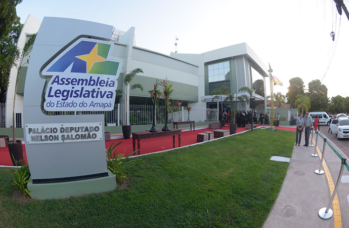 Assembleia Legislativa do Amapá retoma atividades no prédio próprio