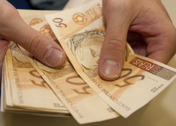 Pagamentos do funcionalismo vão injetar R$ 233,5 milhões na economia do AP