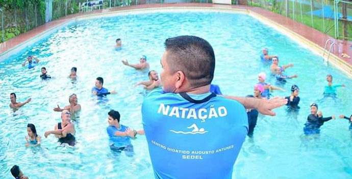 Centro Didático Augusto Antunes abre inscrições para natação e hidroginástica