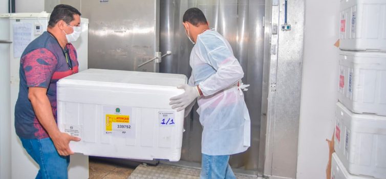 Amapá recebe mais seis mil doses de vacina contra a Covid-19