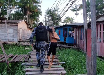 Operação combate tráfico de drogas na ‘Ponte do Apertadinho’