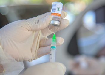 Em Santana, pessoas com comorbidades já podem se cadastrar para tomar a vacina contra a Covid-19