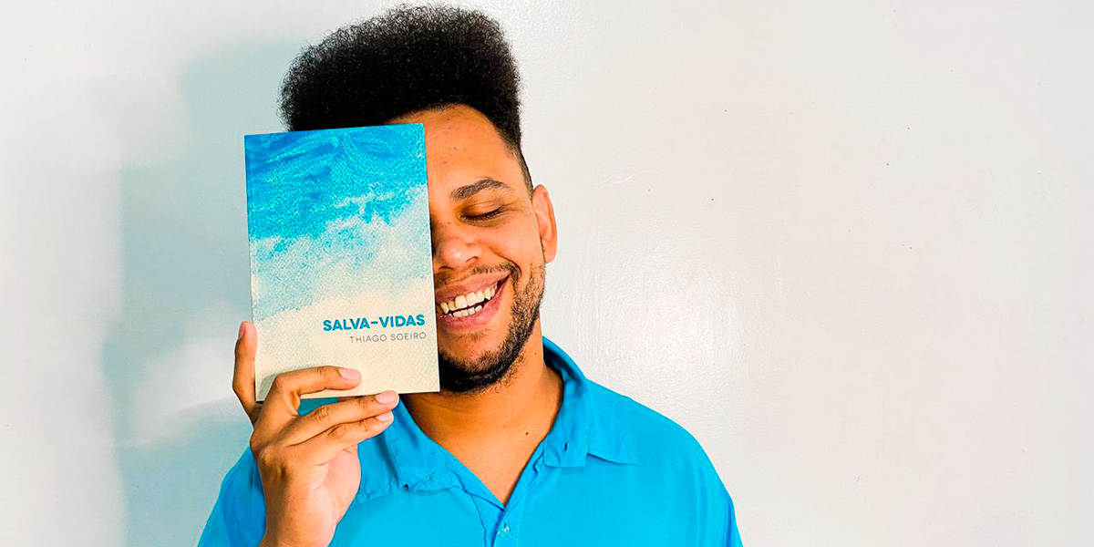 Thiago Soeiro lança seu primeiro livro impresso de poemas