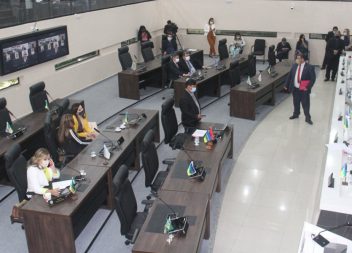 Deputados pedem instalação de CPI da Covid no Amapá