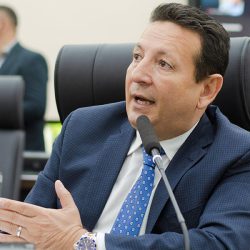 Roberto Góes pressiona por instalação de CPI para investigar CEA Equatorial