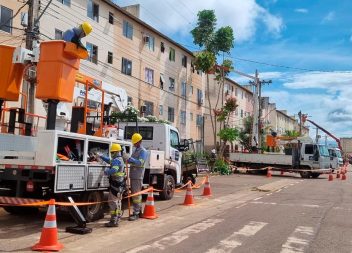 CEA Equatorial realiza desligamentos para melhorias na rede elétrica em municípios do AP